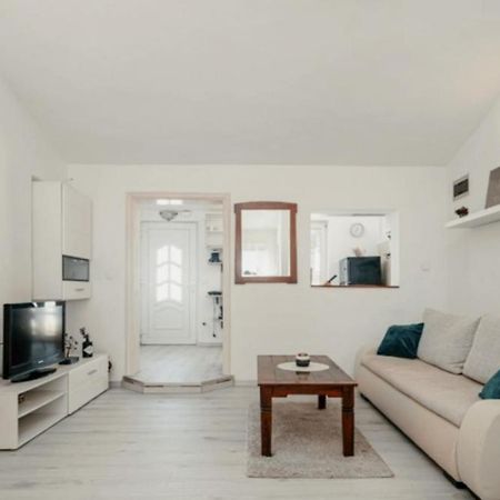Parentium Apartment Porec Esterno foto